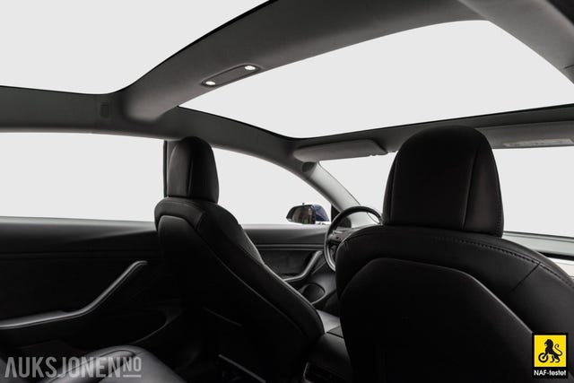 2019 TESLA MODEL 3 - 16