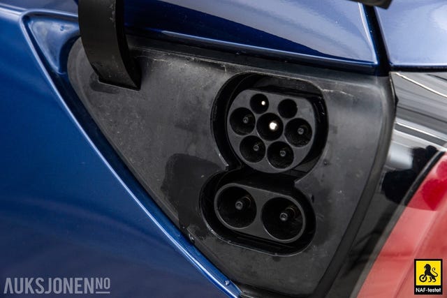 2019 TESLA MODEL 3 - 29
