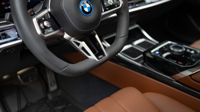 2023 BMW I7 - 20