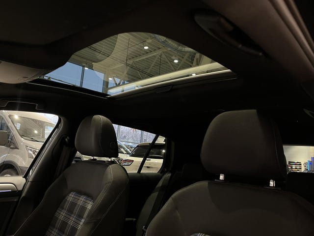 2018 VOLKSWAGEN GOLF - 12