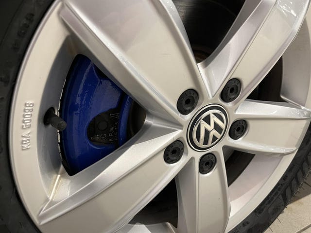 2018 VOLKSWAGEN GOLF - 9