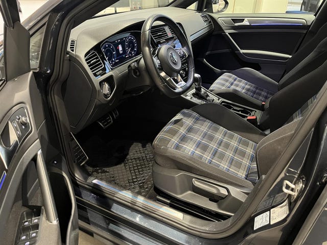 2018 VOLKSWAGEN GOLF - 10