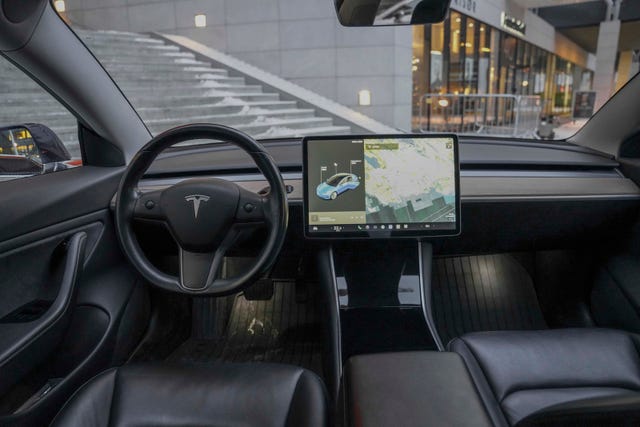 2019 TESLA MODEL 3 - 20