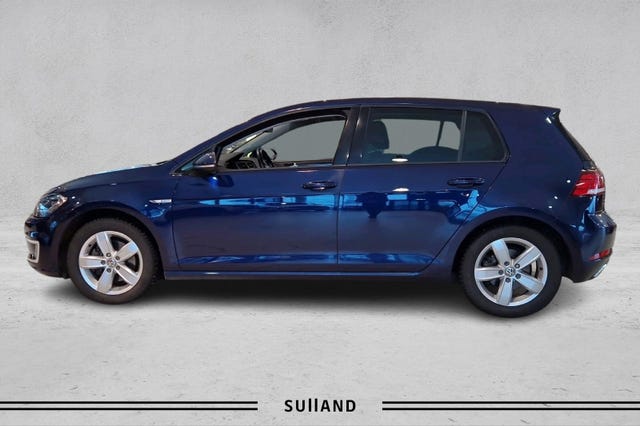 WVWZZZAUZJ8910100 2018 VOLKSWAGEN GOLF-1