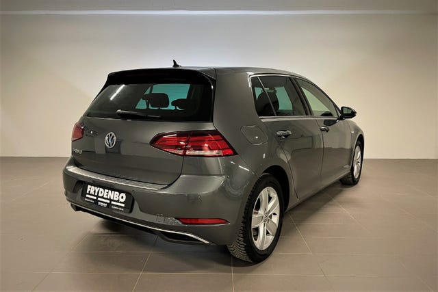 WVWZZZAUZJW905476 2018 VOLKSWAGEN GOLF-2