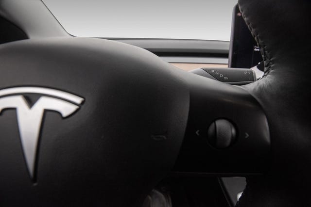 2021 TESLA MODEL 3 - 19