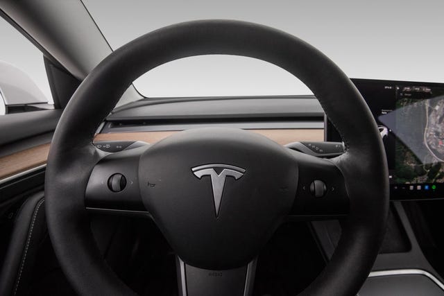 2021 TESLA MODEL 3 - 17
