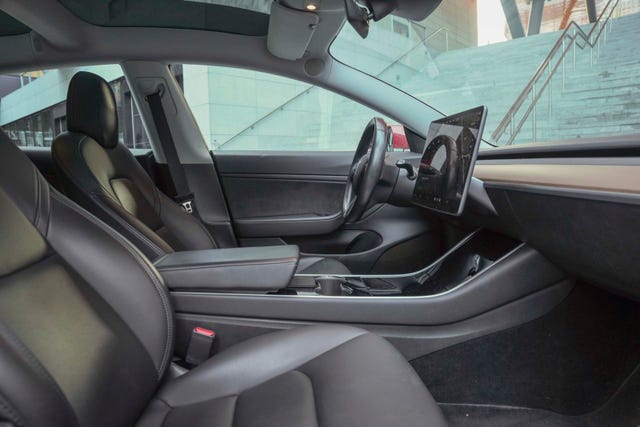 2019 TESLA MODEL 3 - 19