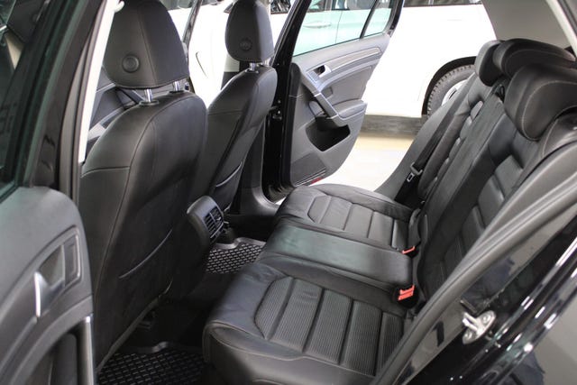 2019 VOLKSWAGEN GOLF - 15