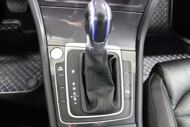 2019 VOLKSWAGEN GOLF - 22