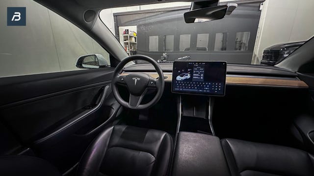 2019 TESLA MODEL 3 - 56