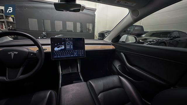 2019 TESLA MODEL 3 - 57