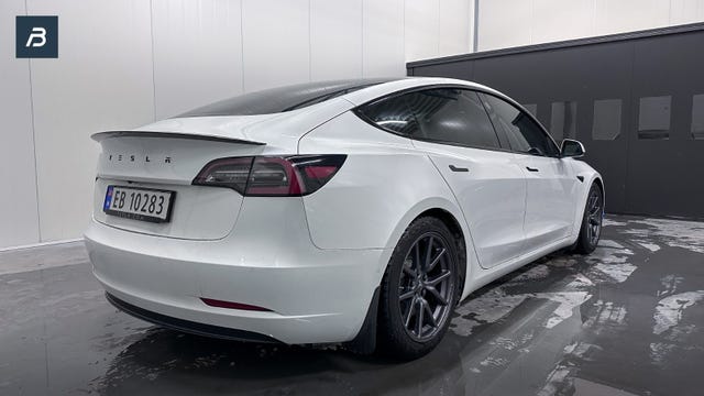 2019 TESLA MODEL 3 - 16