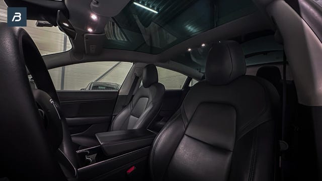2019 TESLA MODEL 3 - 61