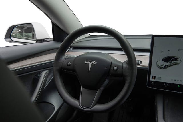 2021 TESLA MODEL 3 - 22