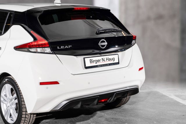 2022 NISSAN LEAF - 7