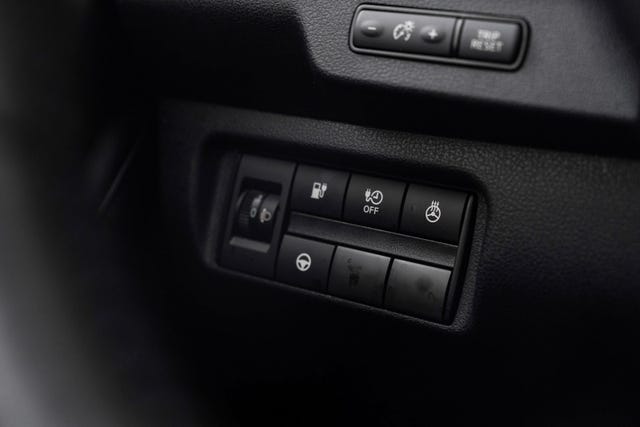 2022 NISSAN LEAF - 13