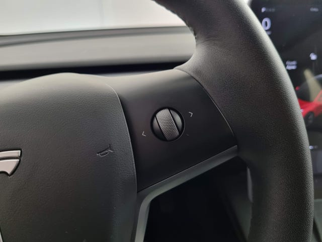 2021 TESLA MODEL 3 - 26