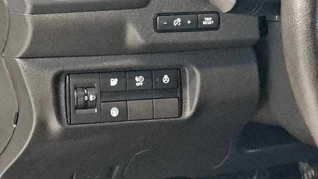 2022 NISSAN LEAF - 20