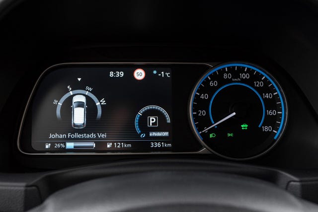 2022 NISSAN LEAF - 18