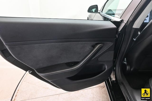 2019 TESLA MODEL 3 - 13