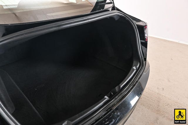 2019 TESLA MODEL 3 - 16