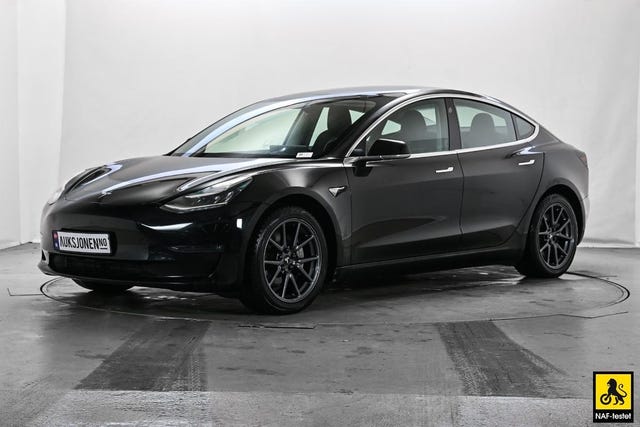 5YJ3E7EB0KF341646 2019 TESLA MODEL 3-2