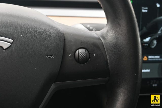 2019 TESLA MODEL 3 - 30