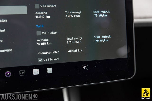 2019 TESLA MODEL 3 - 26