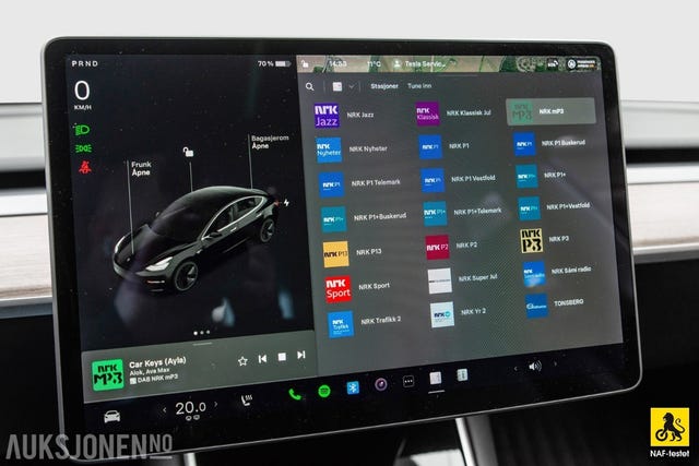 2019 TESLA MODEL 3 - 24