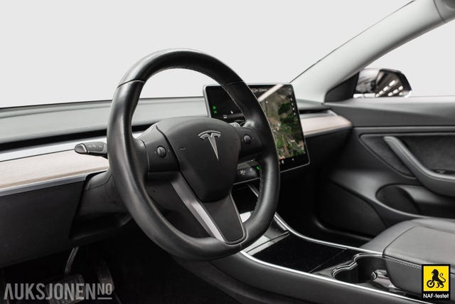 2019 TESLA MODEL 3 - 11
