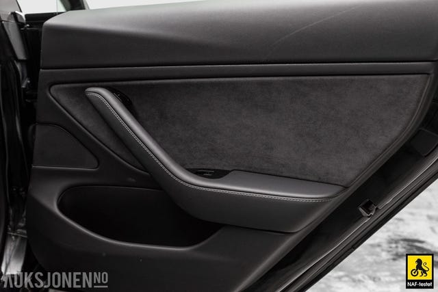 2019 TESLA MODEL 3 - 14