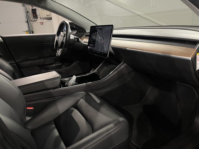 2019 TESLA MODEL 3 - 18
