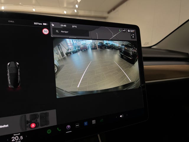2019 TESLA MODEL 3 - 24