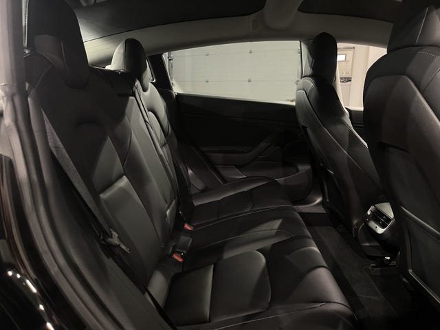 2019 TESLA MODEL 3 - 16