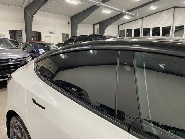 2021 TESLA MODEL 3 - 12