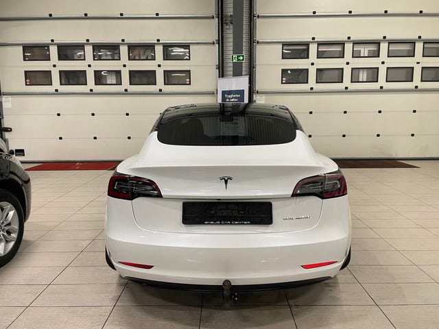 2021 TESLA MODEL 3 - 8