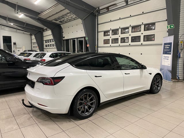 2021 TESLA MODEL 3 - 9