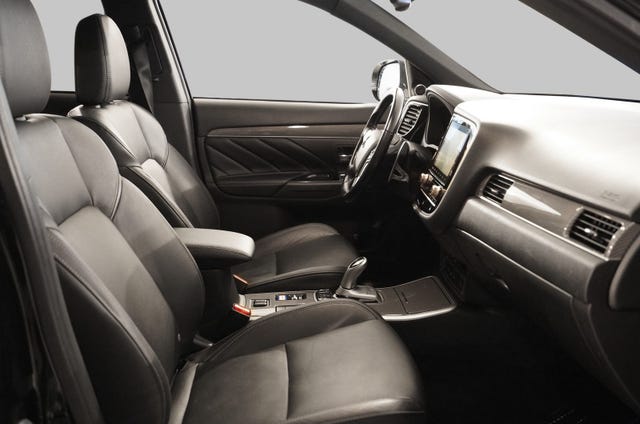 2020 MITSUBISHI OUTLANDER - 15