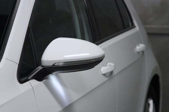 2019 VOLKSWAGEN GOLF - 15
