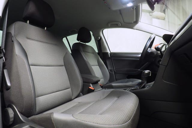 WVWZZZAUZKW904953 2019 VOLKSWAGEN GOLF-2