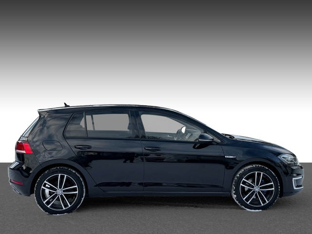 WVWZZZAUZJW901915 2018 VOLKSWAGEN GOLF-5