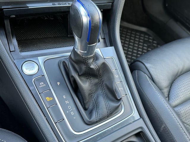 2018 VOLKSWAGEN GOLF - 15