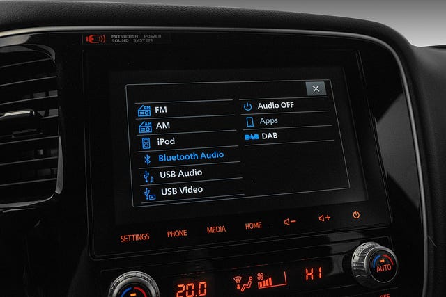 2020 MITSUBISHI OUTLANDER - 15