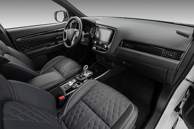 2020 MITSUBISHI OUTLANDER - 12