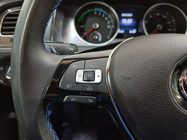 2018 VOLKSWAGEN GOLF - 21