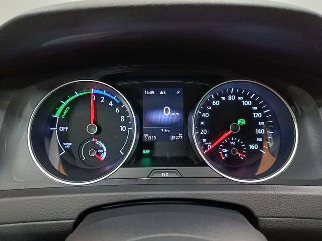 2018 VOLKSWAGEN GOLF - 23