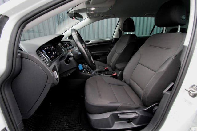 2018 VOLKSWAGEN GOLF - 8