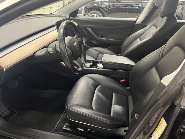 5YJ3E7EB5KF336829 2019 TESLA MODEL 3-5