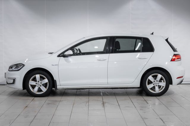 WVWZZZAUZK8904208 2019 VOLKSWAGEN GOLF-4